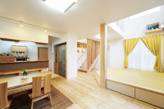 ひかり工務店_リビングの施工事例2